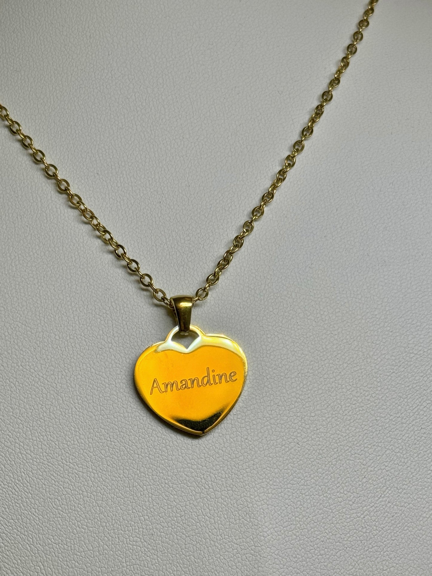 Heart pendant necklace with custom name or date