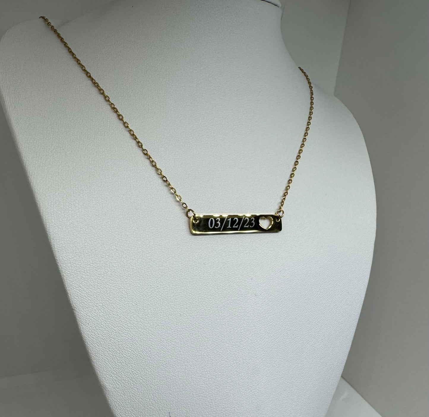 Custom gold plated heart bar necklace with gift box